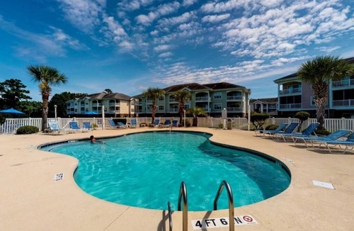 Central Myrtle Beach Condo | Myrtlewood Condo 1 Mile To Beach - Feel At Home.