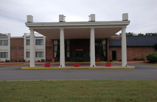 Mystic Hotel | Mystic River Hotel & Suites
