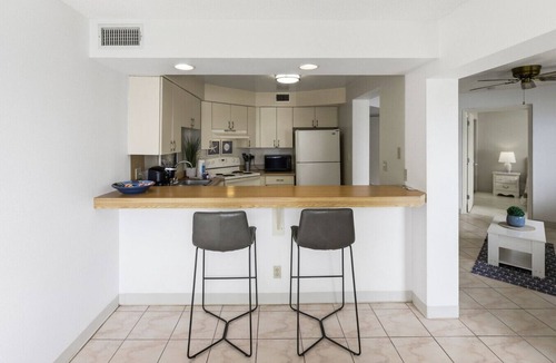 Tierra Verde Condo | Nature Lover’s Paradise: 2BR/2BA Bayfront Retreat 🌿