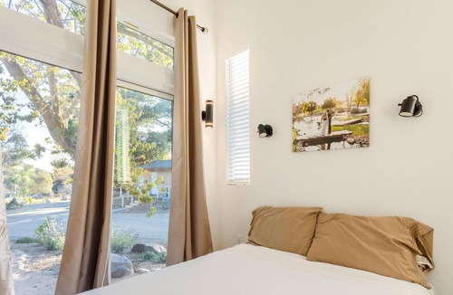 Temecula Cabin | Native Falls Cabin (2BR Modern) - 2 bedroom, 1 bath Deluxe Cabin