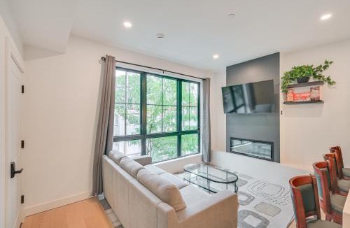 Arefth House | Near Biotechs & MIT: Cozy Condo w/Fireplace