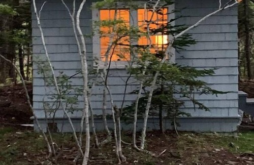 Phippsburg Cottage | Nest del Mar-Gorgeous Classic Camp on the Ocean