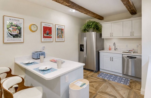 Stonington House | NEW! Beautiful Stone House Near Mystic, Beaches & Foxwoods. Pets Welcomed.