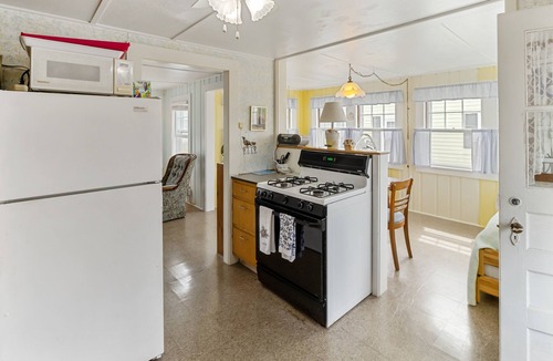 Wareham Center Cottage | NEW! Coastal Cottage Retreat Steps from the Beach