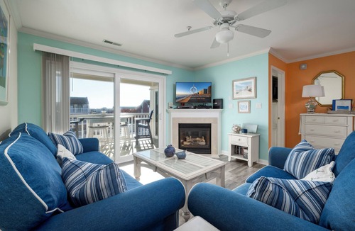 Heron Harbour Isle Condo | New for 2025! Beautiful 3 bedroom condo with pool in quiet community