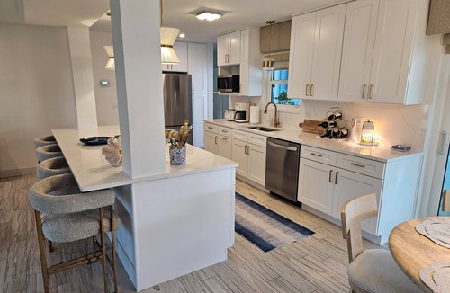 Harbor Hills House | New Listing: "Coastal Seahorse" Your Modern Retreat on the Water