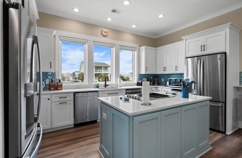 Holden Beach House | New luxury ocean front w/Heated private pool, Elevator, 8 Bed/8 Bath