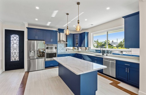 Treasure Island Villa | New Luxury Villa on Sunset Beach, Roof Top Spa, Gulf Views, Outdoor Kitchen