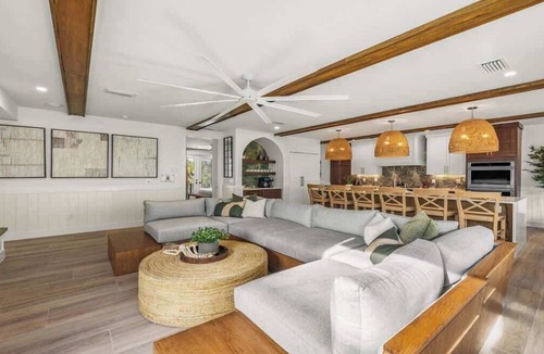 Siesta Key House | New - Private Beach Access - Pool Bar/Volleyball