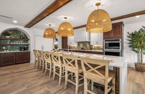 Siesta Key House | New - Private Beach Access - Pool Bar/Volleyball