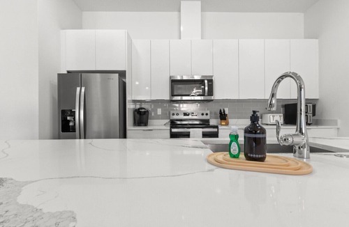 Tampa Villa | NEW! Two Immaculate Townhomes by Ray-J & Steinbrenner Field. "Casa Doble"
