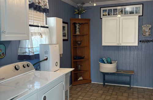 Ocean Isle Beach House | NEWLY RENOVATED 2026. Pet-friendly. Walking distance to waterway. Close to shops