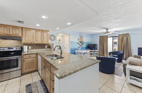 Orange Beach Condo | NEWLY RENOVATED CONDO- ON BEACH