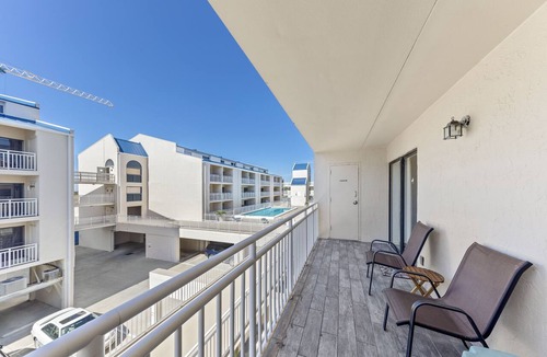 Orange Beach Condo | NEWLY RENOVATED CONDO- ON BEACH