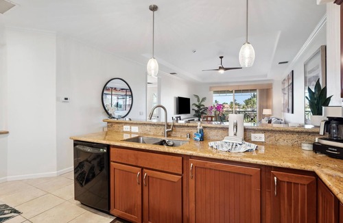 Waikoloa Villa | Newly Renovated Top Floor Luxury Waikoloa Beach Villa F32, Fairway Views!