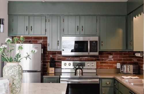 Sturgeon Bay Cabin | Newly Renovated Waterfront Cabin on Clark Lake