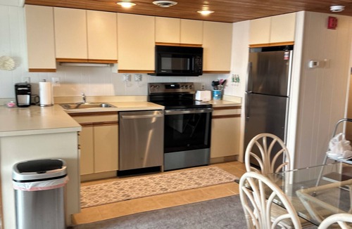 Sunset Island Condo | Ocean front condo with pool in Ocean City, Md. sleeps 5, elevator, large balcony