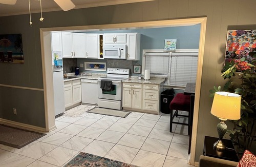 Surfside Beach Cottage | Ocean Lakes Resort- Adorable cottage home close to beach, Myrtle Beach SC