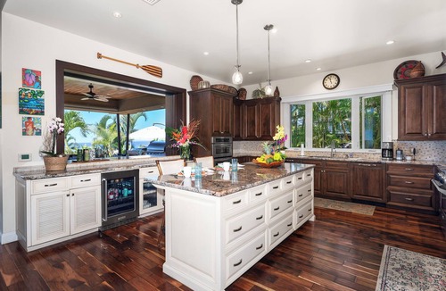 Kahaluu-Keauhou House | 🏖️Ocean View Kona Home | Saltwater Pool + Private Suites