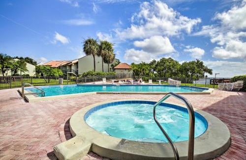 Tierra Verde House | Ocean Views + Pool Access: Tierra Verde Condo!