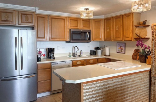 Punaluu Condo | Oceanfront Condo: Stunning Sunrise & Ocean Views