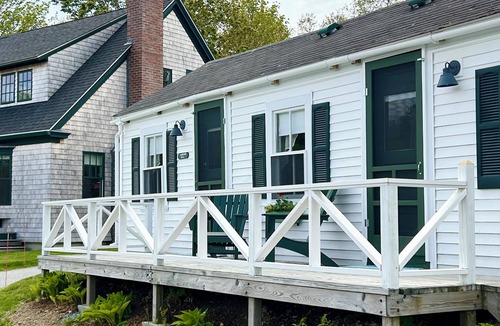 Salsbury Cove Cottage | Oceanfront Cottage at Acadia National Park, Bar Harbor/Laughing Gull Cottage