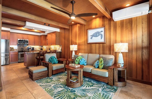 Kailua-Kona Condo | Oceanfront Luxury! - Affordable Oceanfront Condo Now with A/C!