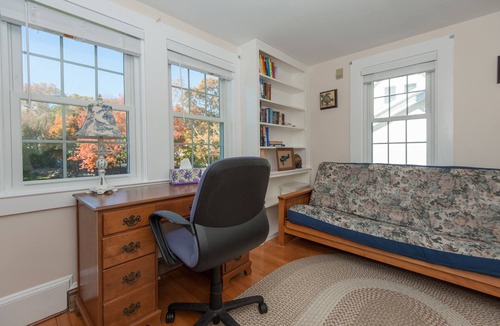 Buzzards Bay House | Oceanfront Newly Renov Beach House. Sunroom, Central A/C, etc. On Buzzards Bay!