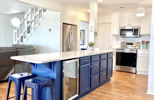 Holden Beach House | OCEANFRONT, Renovated 4BR, 3BA Home Sleeps 8