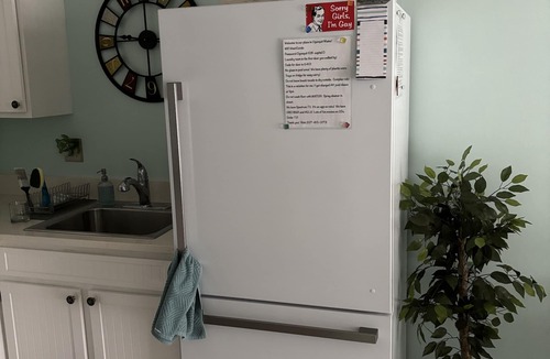 Ogunquit Condo | Ogunquit Condo Rental Ocean Towers! Pool at complex! Walk2Beach! Sleeps 2