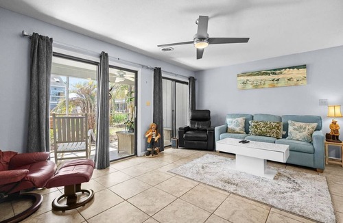 Little River Apartment | One Bedroom One Bath Condo at Golf Colony