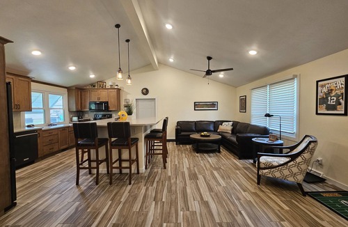 Green Bay House | Packer themed, renovated 3 bedroom, 2 1/2 bath home- Lambeau Field 16 min walk.