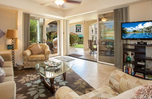 Wailea Hotel | Palms at Wailea One Bedrooms by Coldwell Banker Island Vacations