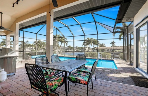 Pelican House | Panoramic Gulf Access +Heated Pool +Screened Lanai