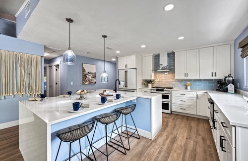 Siesta Key House | Paradise Cove | Private Pool & Spa, Putting Green, Walk to Siesta Key Beach