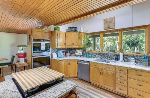 Portland House | Peaceful Cabin Between Nashville & Bowling Green!