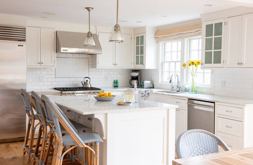 Tom Nevers House | Peaceful Oasis: 5-Bedroom Home. Saltwater Pool, Hot Tub, and Attached Apartmentn