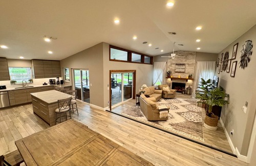 Palm Harbor House | Pelican Drift:Blue Jays Spring Training Retreat!Salt Pool,Hot Tub,Xbox,Game Room