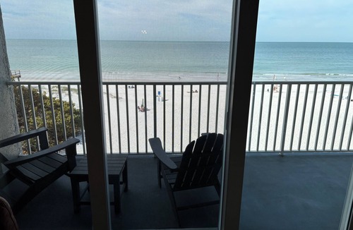 Redington Shores Condo | Perfect 3-Bedroom Condo, Ocean-Front, Gorgeous Views in Redington Shores