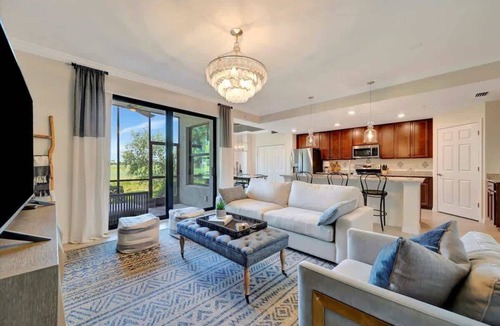 Lakewood Ranch Condo | Play Golf & Pickleball! Luxury Lakewood Townhome