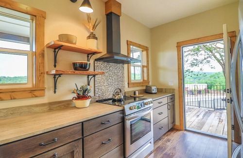 Kimberling City Cabin | Poolside Cabin #11 (3 bedroom cabin, Modern, Scenic Views, oversized deck.)