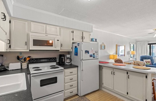Myrtle Beach Condo | Popular Golden Mile location within a short distance to many local attractions!