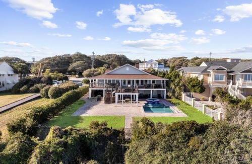Golden Mile House | Posh Ocean Front: Huge Private Pool/Yard/Spa/Patio/GameRoom w 4 En-Suite BathRms