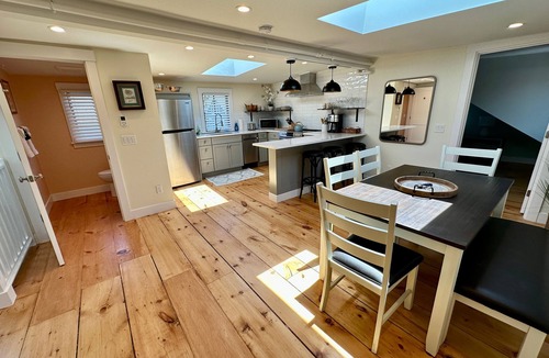 Yachting Village Apartment | Prime Location! Renovated House! 6 Bed/4 Bath