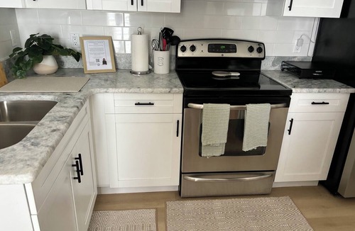 Sun Bay South Apartment | Private 1-bedroom studio in charming Tampa with AC