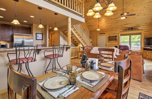 Alma Cabin | Private Cabin in Alma with Hot Tub and Beautiful Mountain Views!