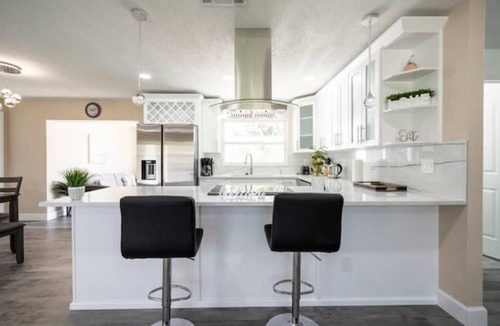 Harbor Bluffs House | Private Heated SaltWater Pool & Hot Tub 3-Bdrm Home in Harbor Bluffs Paradise