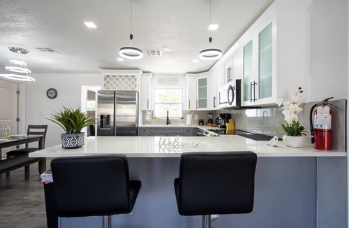Harbor Bluffs House | Private Heated Saltwater Pool & SPA 3-Bdrm Home in Harbor Bluffs