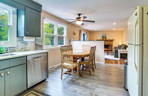 North Carver House | Private Hot Tub, Yard & Games Galore: Plymouth Gem