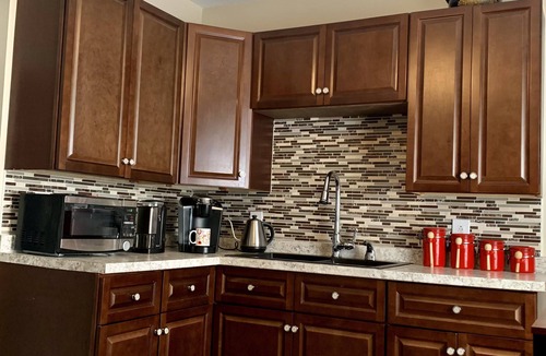 Pawtucket Apartment | Quiet Two Bedroom All Inclusive Providence Boston